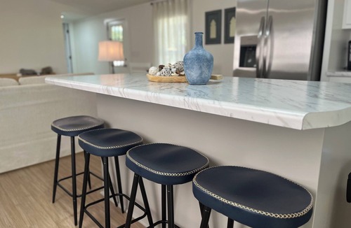 Inman House | Cozy Remodeled 2BR/2BA Home Near Inman & Highway 9