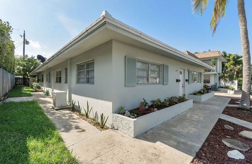 Cypress Point Apartment | Cozy Renovated Efficiency in Pompano Beach!