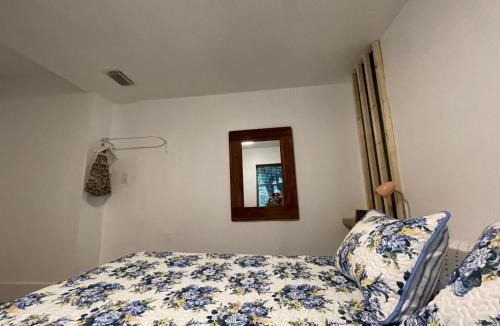 Coral Way House | Cozy Room in the Heart of Little Havana
