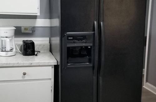 Macon House | Cozy Smart Home Awaiting Your Instructions