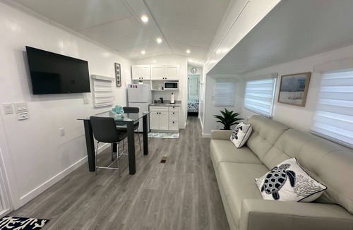 Key Largo Village House | Cozy Trailer Retreat - Key Largo