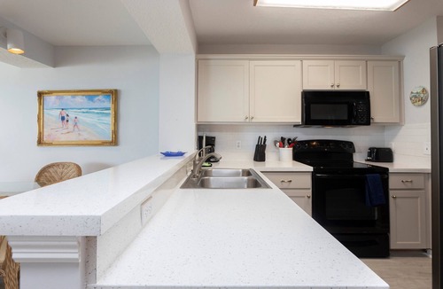 Butler Beach Condo | CRC 2107 - Ground Floor Pool View Condo