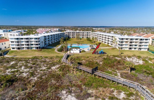 Butler Beach Condo | CRC 2107 - Ground Floor Pool View Condo