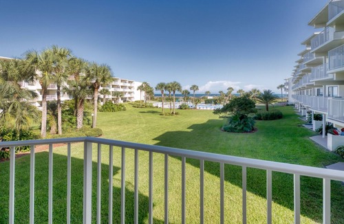 Butler Beach Condo | CRC 3201 - Retro Condo with Ocean View