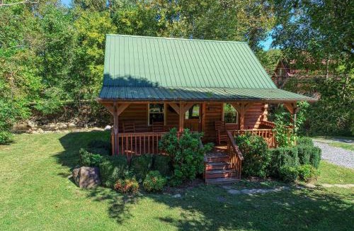 Cosby Ski Chalet | Creek Heaven