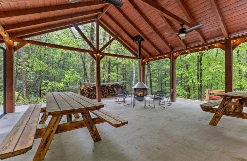 Pine Ridge House | Creekside - Camping Cabin Retreat - RRG, KY