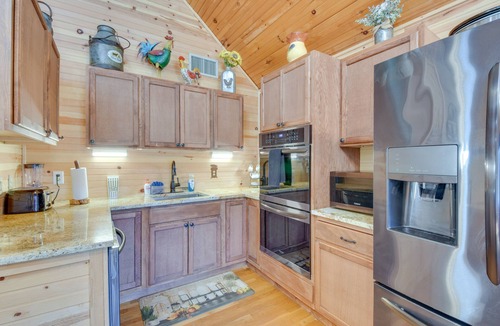 Blairsville House | Creekside Country Escape: Pickleball & Game Room!