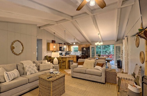Sky Valley House | Creekside Hideaway: Private ,Sky Valley – Golf & Clubhouse very close