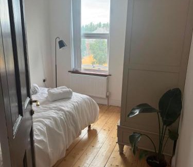Waterloo House | Crosby & Waterloo Beachside Stay