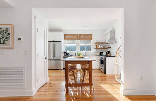 Downtown Charleston House | Crosstown @ King | Elegant & Modern 6BR Charleston