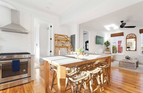 Downtown Charleston House | Crosstown @ King | Elegant & Modern 6BR Charleston