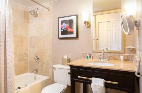 Pinch District Hotel | Crowne Plaza Memphis Downtown by IHG