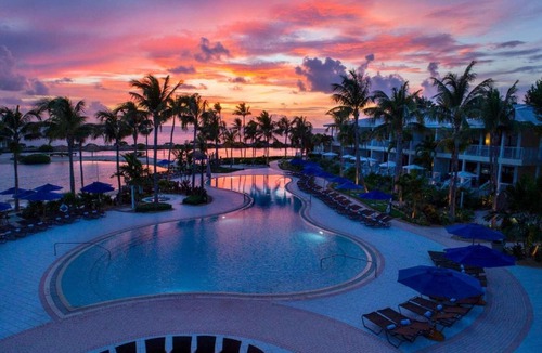 Marathon Apartment | Crystal Water Stay | Sunset Sailing. Pool. Three Bedroom Villa