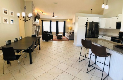 St. Augustine House | Culdesac Hideaway - Cozy Mid-Term Retreat in Quiet Neighborhood!