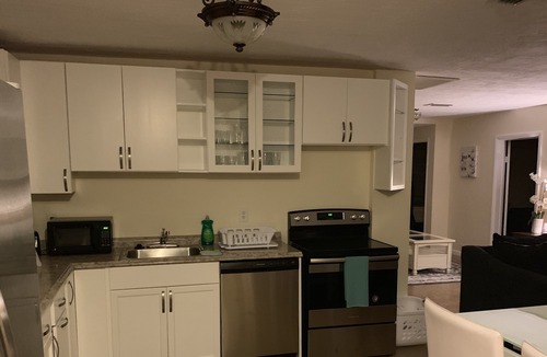 Historic Uptown House | Cute Bungalow minutes from Downtown St Petersburg!