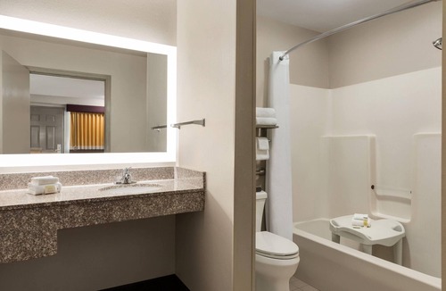 Cartersville Hotel | Days Inn by Wyndham Cartersville