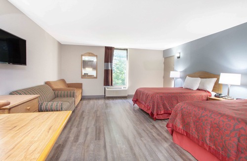 Clinton Hotel | Days Inn by Wyndham Clinton/Laurens I-26