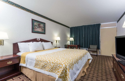 Dickson Hotel | Days Inn by Wyndham Dickson