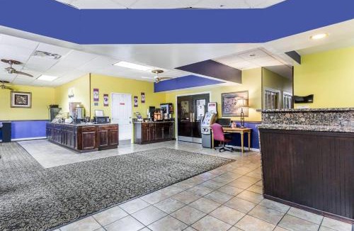 Goldsboro Hotel | Days Inn by Wyndham Goldsboro