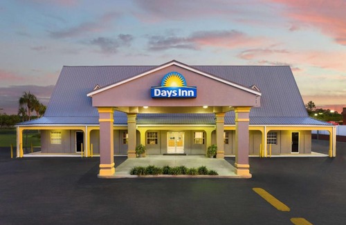 Lake City Hotel | Days Inn by Wyndham Lake City I-75
