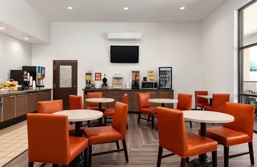 Lexington - Salisbury Hotel | Days Inn by Wyndham Lexington