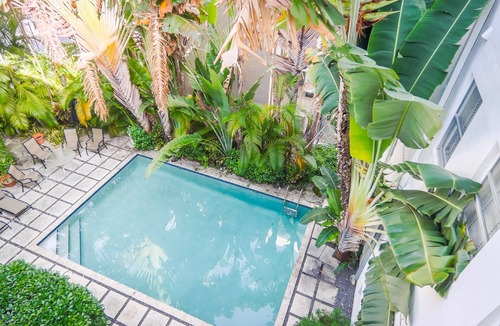 South Beach House | Deauville: fantastic SoBe location, pool