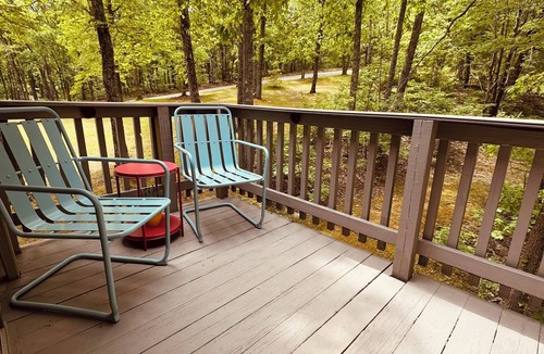 Ozone Condo | Deb's Nest on the Mountain!