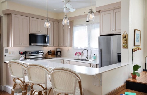 Midtown House | December Reduced-Tranquil Beauty-Private Pool - Outside Lanai-Beaches Nearby