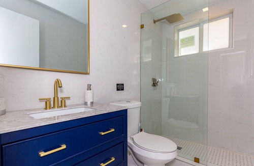 Surfside Apartment | Deco Drift 2 bedroom Apartment