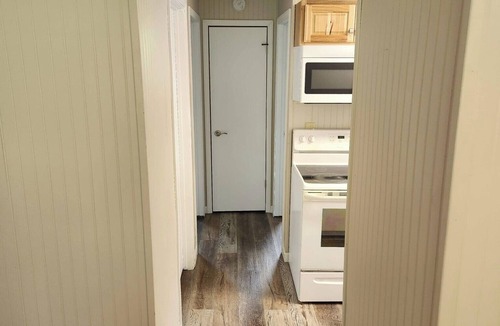 Rockholds Apartment | Delightful 2-bedroom apartment with AC in Rockholds. It's a true retreat!