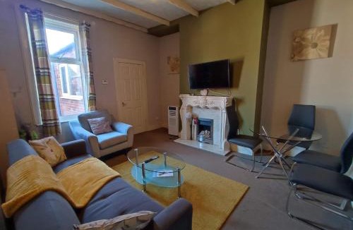South Shields Apartment | Delightful Central, Seaside Apartment-with free parking