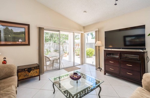 Hunt Club House | DETACHED -CUL-DE-SAC PGA National Resort House W/Private Back Yard IMMACULATE