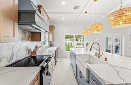 Jensen Beach House | Diamond Sands Epic Mini Golf Guest House
