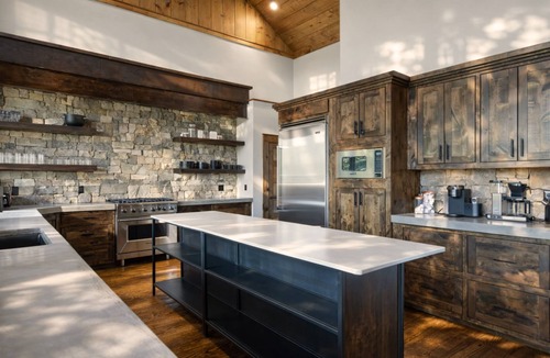 Morganton Cabin | Discover High-End Rustic Luxury w/Epic Views HotTub FirePit Games EV🔌