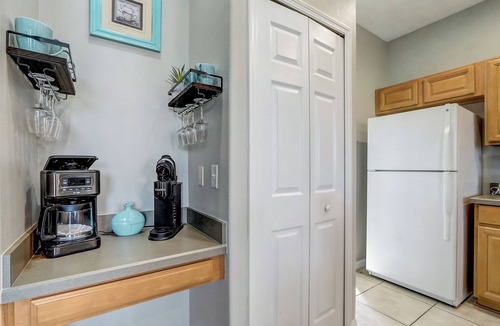 Loughman House | Disney Area Villa, 5 BDRM in Gated Aviana Resort with Pool, Spa, Wi-Fi