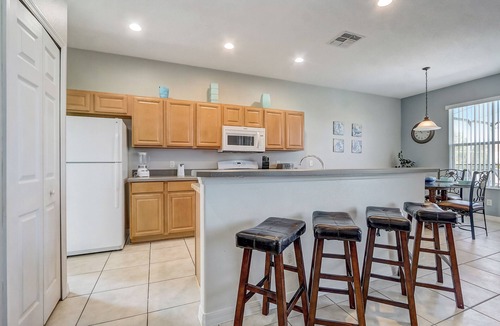 Loughman House | Disney Area Villa, 5 BDRM in Gated Aviana Resort with Pool, Spa, Wi-Fi