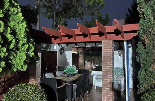 West Little Havana House | Do you want to select a perfect place to know Miami?. This is R and R Hostal.