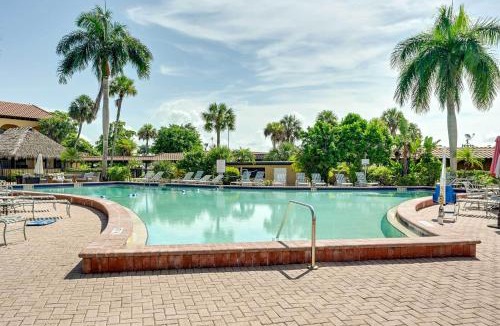 Naples Apartment | Dock, Pool & Tennis Courts: Naples Resort Retreat!