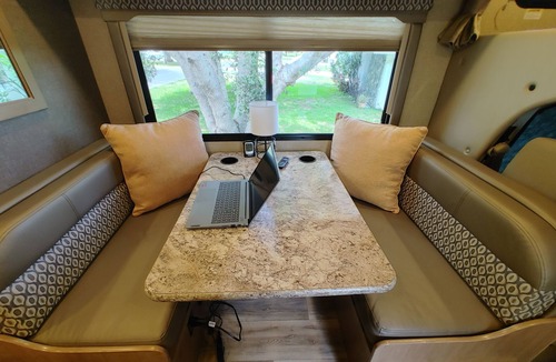 St. Marys House | Dog Friendly 1-bedroom camper/RV