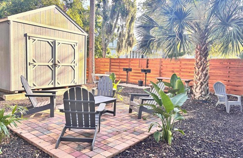 Downtown Historic District Apartment | Dog-friendly downtown efficiency w/free bike use