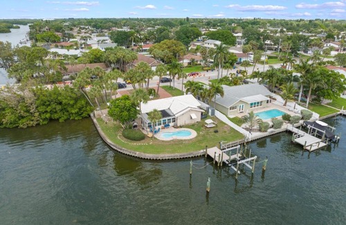 Shore Acres House | Dolphin Bayou