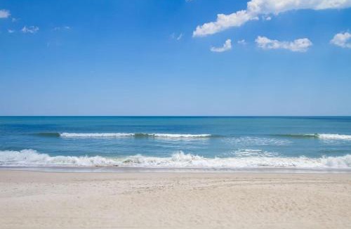 Carolina Beach House | Dolphin Run by Carolina Beach Realty
