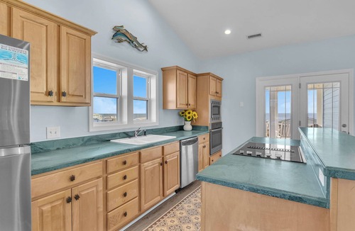 Long Beach House | Down The Shore: Gorgeous, Updated Home with Pool
