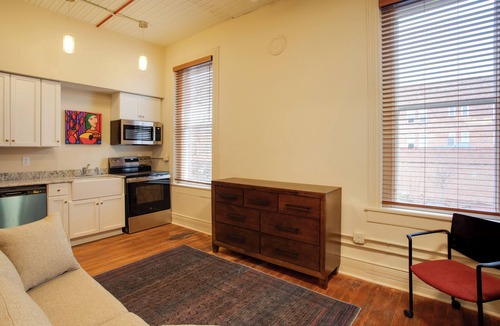 Florence Apartment | Downtown Business Hub! Walkable Condo in Florence