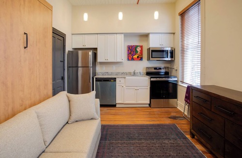 Florence Apartment | Downtown Business Hub! Walkable Condo in Florence