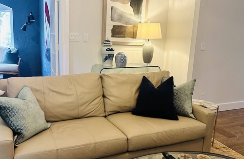 Poiciana Park II House | Downtown Flamingo Park Designer Home