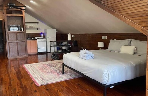 Westside Apartment | Downtown Loft by Sweet Escape Stays