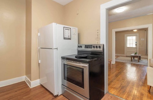 Columbus House | Downtown, Mins to Lakebottom Park-Our Midtown Nook