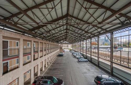 North Capitol Apartment | Downtown Nashville Riverfront unit 790