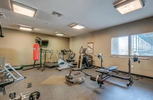 North Capitol Apartment | Downtown Nashville Riverfront unit 790